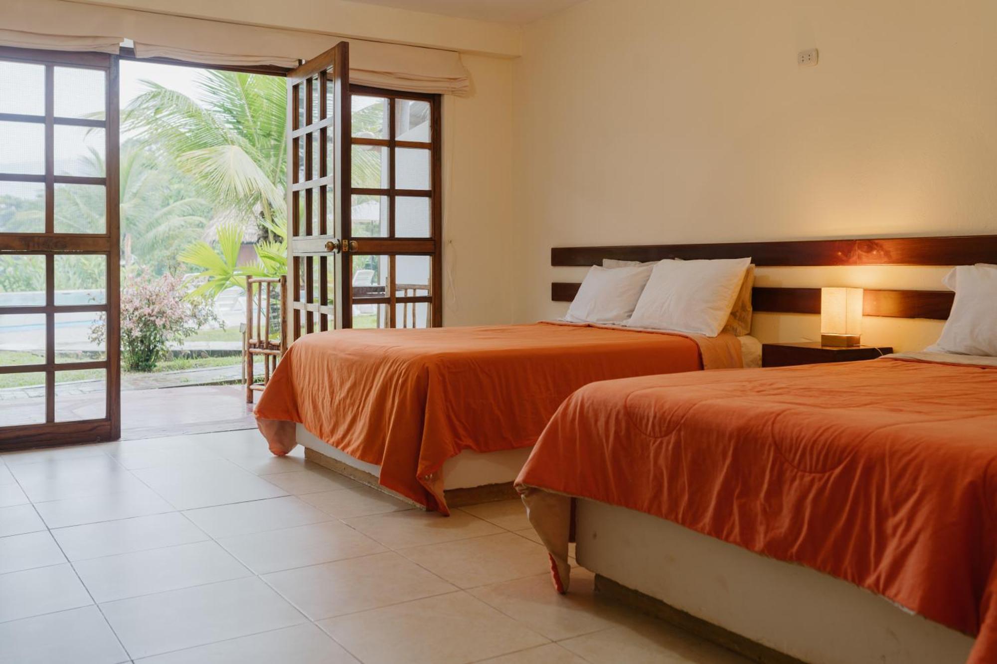 Maloca Lodge